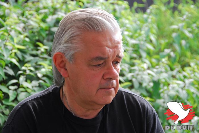 Steun en toeverlaat Willy Smeets. Dirk kan altijd op hem rekenen. Hij was overigens een belangrijke schakel om de erfenis van As te bewaren en te bewaken na de verkoop in de winter van 2011. Hij was het ook die de laatste ronde van de verkochte kwekers nog grootbracht in het najaar 2011. Steun en toeverlaat Willy Smeets. Dirk kan altijd op hem rekenen. Hij was overigens een belangrijke schakel om de erfenis van As te bewaren en te bewaken na de verkoop in de winter van 2011. Hij was het ook die de laatste ronde van de verkochte kwekers nog grootbracht in het najaar 2011.