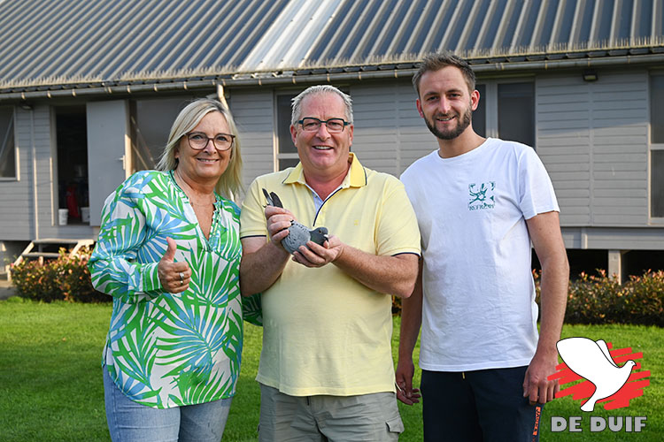 van-oeckel-team-2024-3.jpg