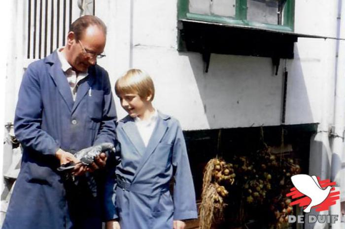 Nico Fourneau als tienjarige op de foto met pépé Boudewijn Liviau (pépé van moederskant).