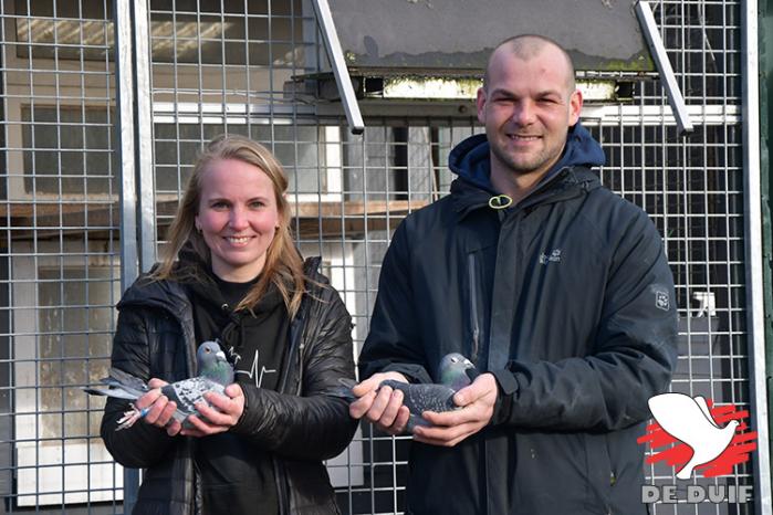 Jay Lissenberg en Kitty Stevens wonnen met voorsprong de 1e plaats in de Internationale Zware Fond-competitie van de “Gouden Duif”.