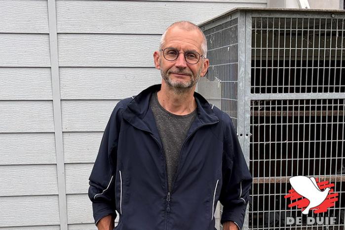 Bart Van Olmen heeft de 3e Nationale Asduif grote fond in zowel de categorie oude als de categorie jaarse!