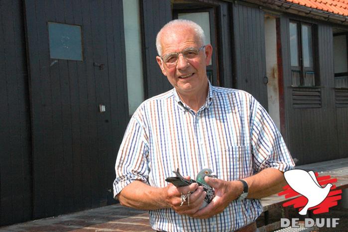 Frederik Vanhees won nationaal bij de oude en had tevens de snelste van alle Issoudunvliegers.