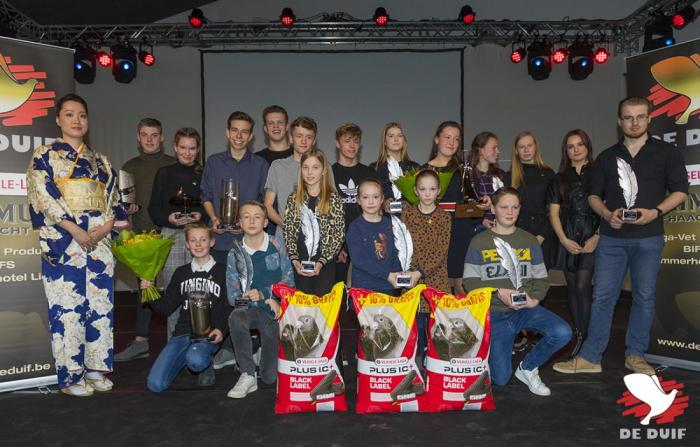 Het podium van de Gouden Duif Junior 2019 op de Dag van de Gouden Duif afgelopen jaar.