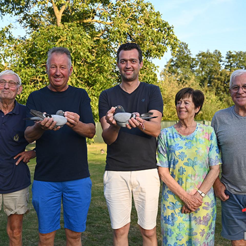 clicque-gino-2025b-1.jpg