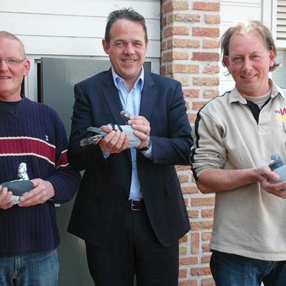 van-wanrooij-comb-1.jpg