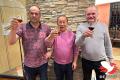 Mr. Kijima (op de foto samen met Jos en Peter tijdens hun Japan-trip afgelopen december) vulde zijn kampioenenkolonie aan met de Barcelonacoryfeeën “The Contender”, “Atasan” en “Sayang” (59e en 265e Nat. Barcelona).
