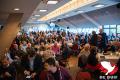 Op beide dagen vele bezoekers! / On both days many people attended the auction.