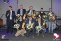 Sponsors Gouden Duif, staand v.l.n.r. : Mathieu De Clippel (Versele-Laga), Armand Scheers (ASBM Studios / video-presentatie), Geoffrey De Cloedt (Versele-Laga) en Theo Puttemans (Brouwerij Haacht). Gehurkt v.l.n.r. Thibault Seiffert (Belgavet), Louis Vollebregt (bloemen) en Marc Bosmans (namens Ferdi Vandersanden, BIFS).